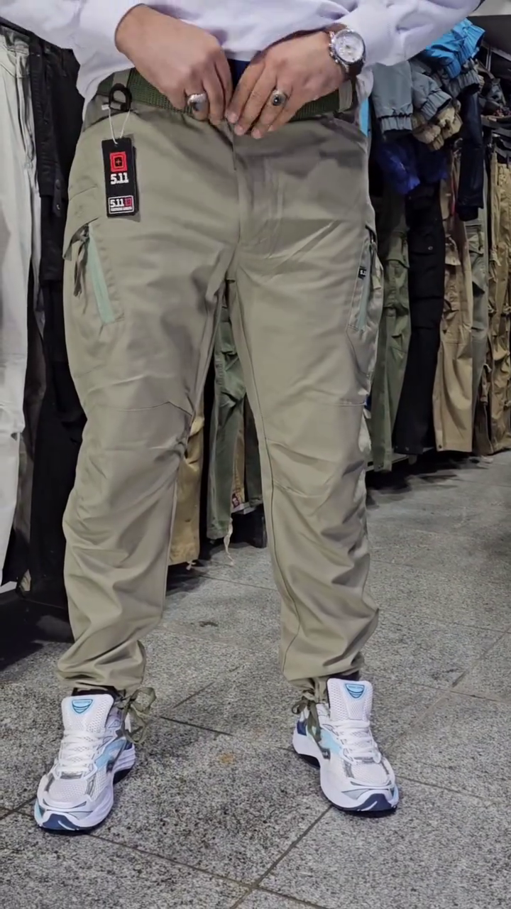 FREE SOLDIER Men’s Water-Resistant Tactical Cargo Pants – Relaxed Fit, Multi-Pocket Workwear Built for Durability & Performance