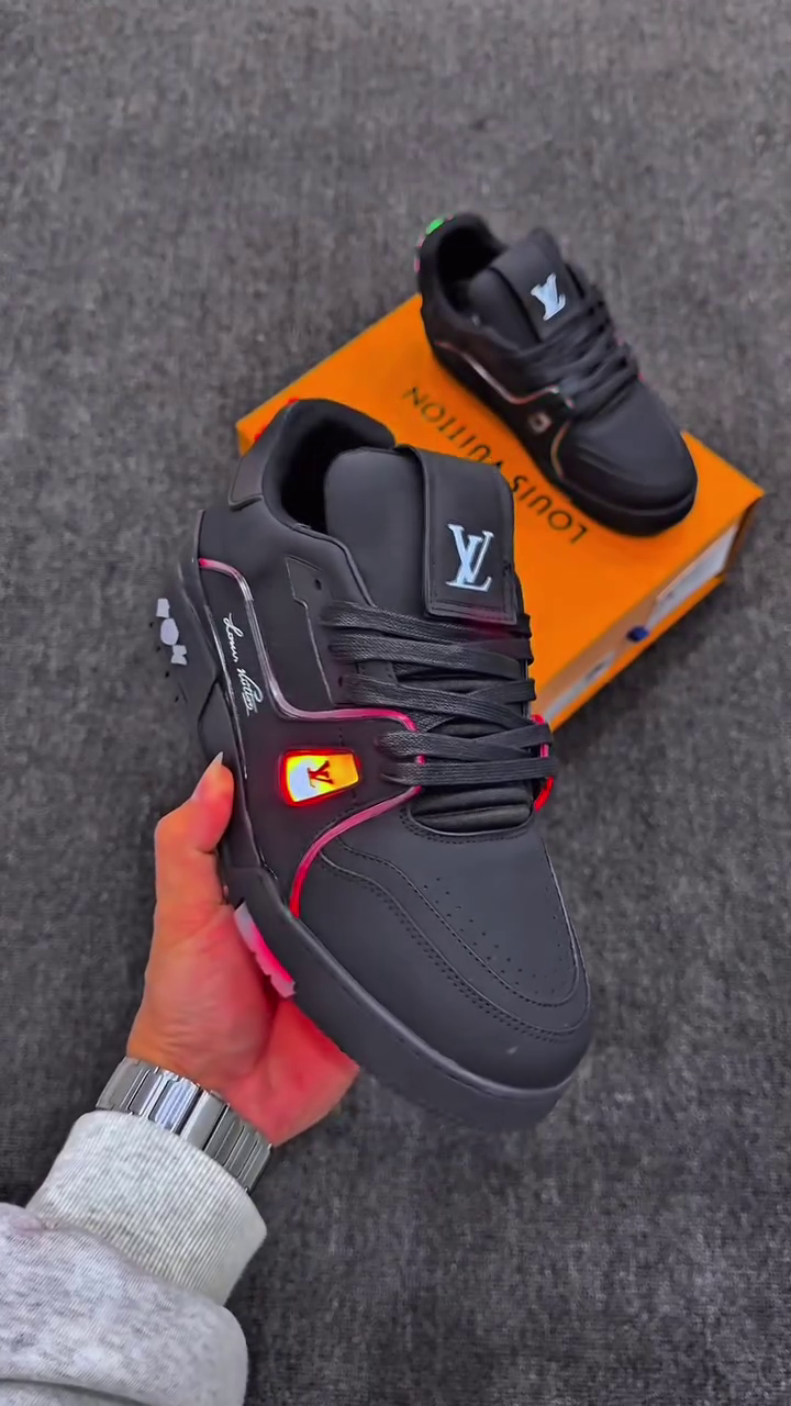 Step into Luxury: Louis Vuitton LV Trainer in Black Signature – Iconic Style Meets Modern Comfort”